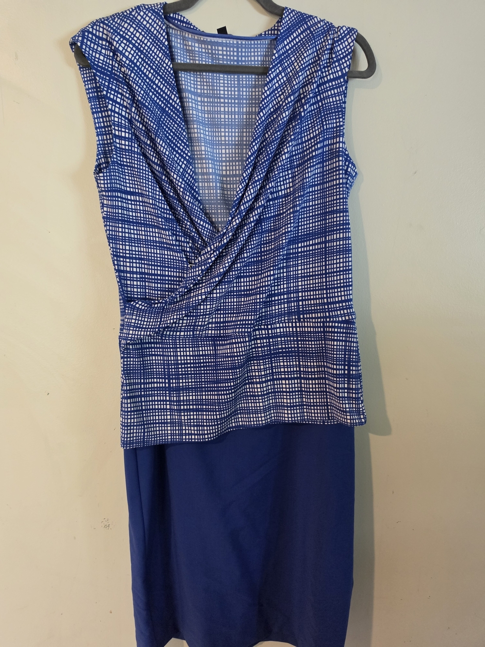 Ellen Tracy Royal Blue & White Patterned Top With Skirt